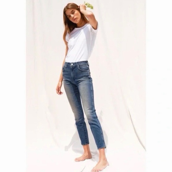 AMO Denim - Lot of 7 Jeans in Blue, Gray, Black and Rusty Pink